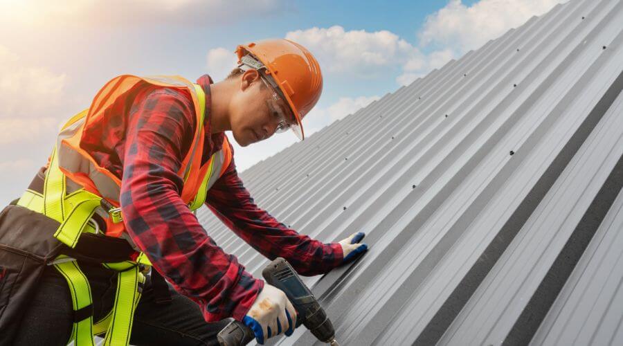 GAF certified roofer in Highland, MI